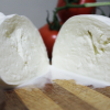 La mozzarella di bufala contiene meno lattosio di quel che si pensi e